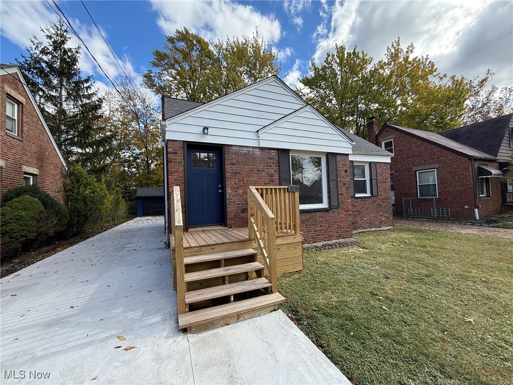325 E 257 Street Euclid OH 44132