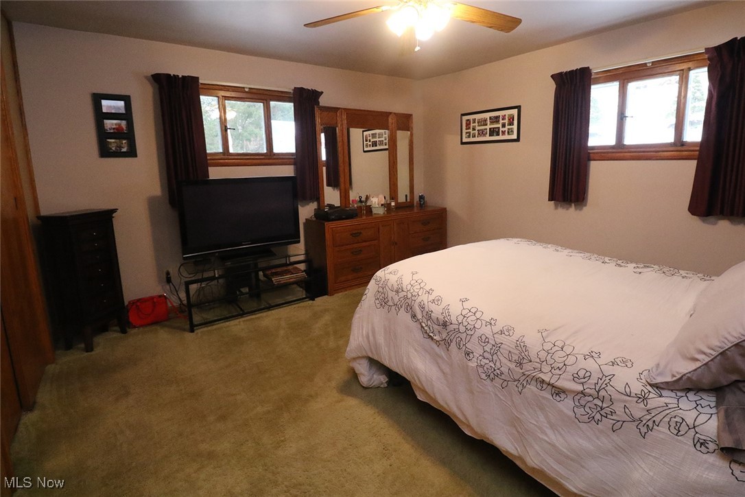 58575 Deep Run Road Martins Ferry OH 43935