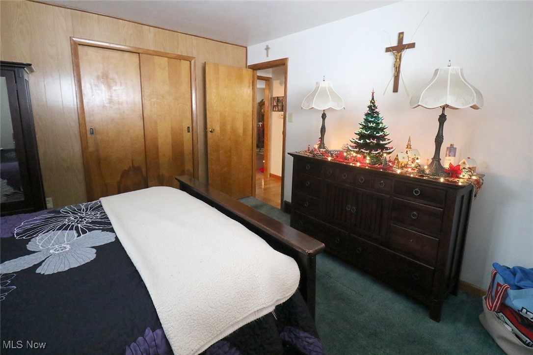 58575 Deep Run Road Martins Ferry OH 43935