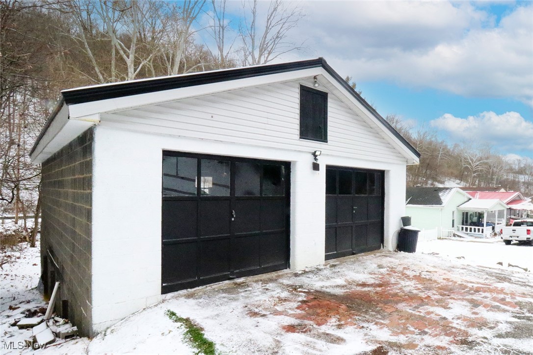 58575 Deep Run Road Martins Ferry OH 43935