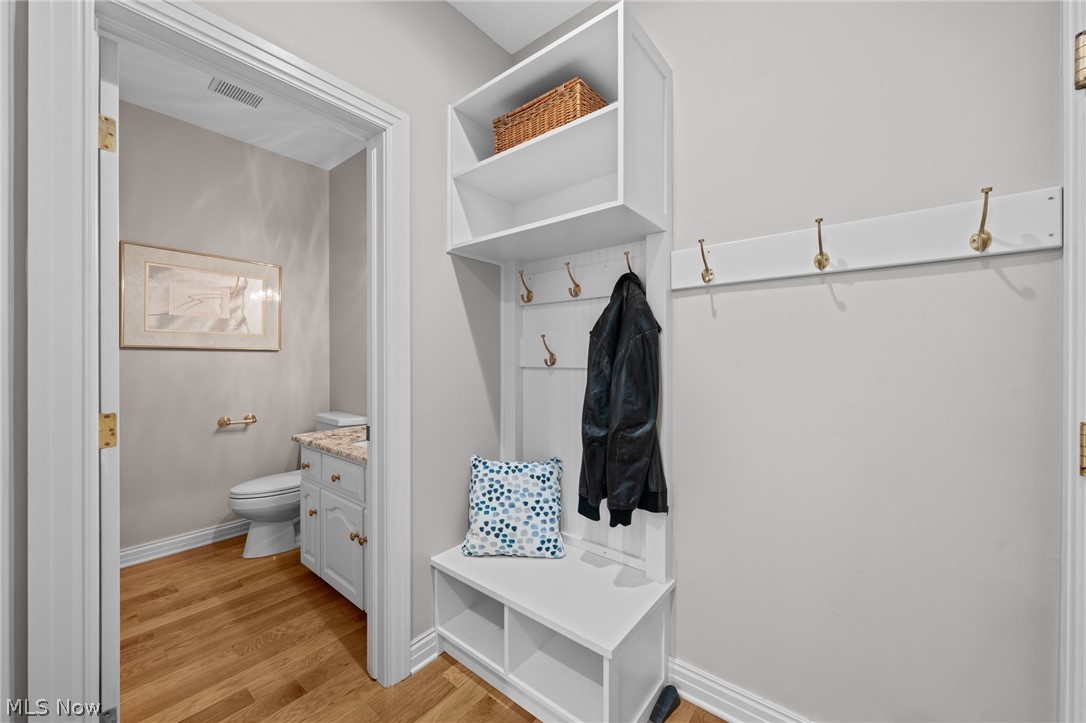 3008 Old Brainard Road Pepper Pike OH 44124