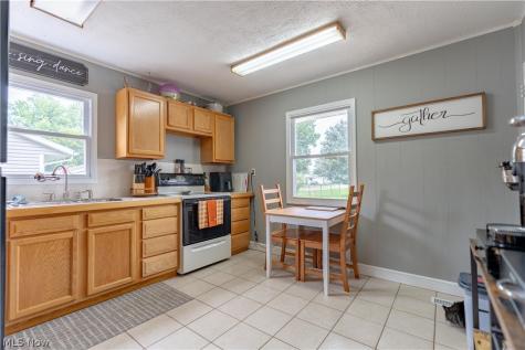160 Page Street NW Massillon OH 44647
