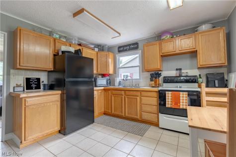 160 Page Street NW Massillon OH 44647