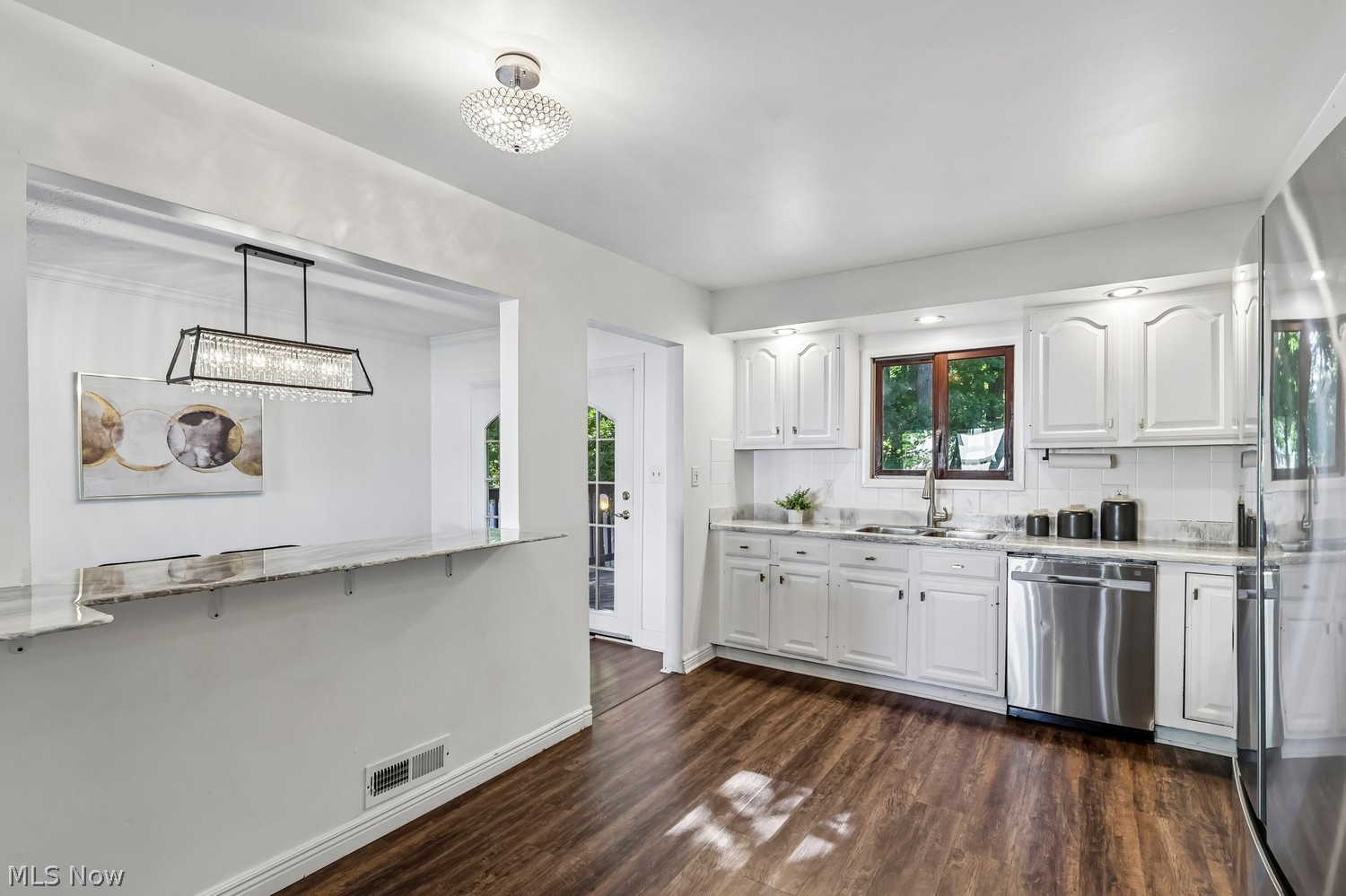 7035 W Parkview Drive Parma OH 44134
