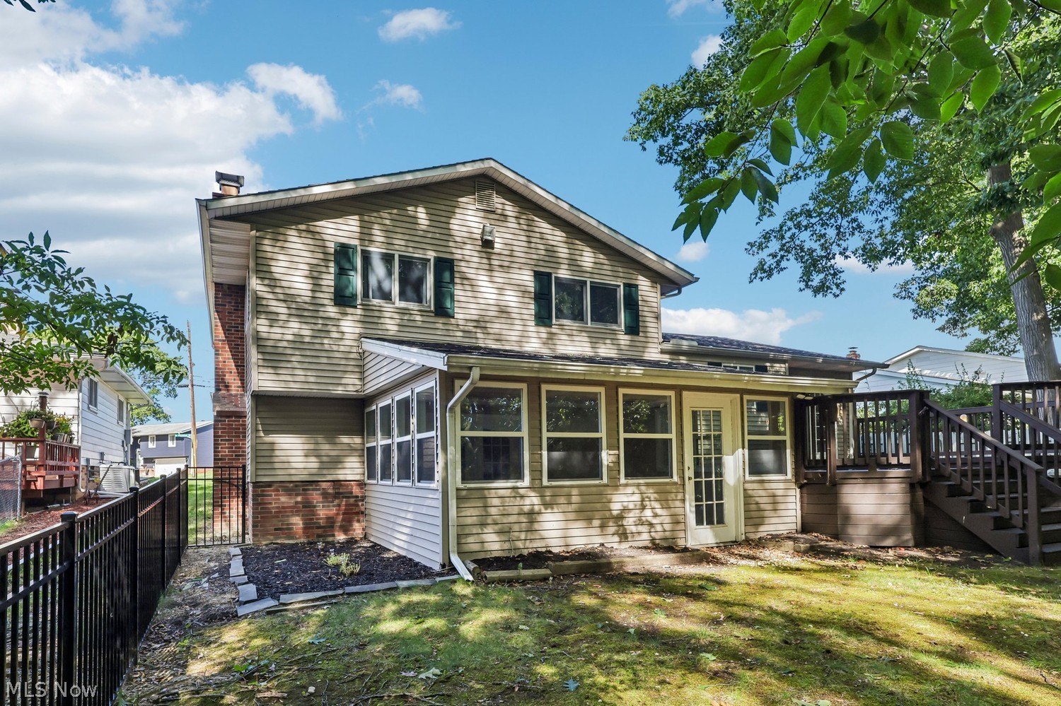 7035 W Parkview Drive Parma OH 44134