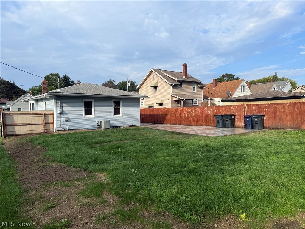 2524 Albrecht Avenue Akron OH 44312