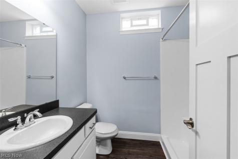 1523 E 122 Street Cleveland OH 44106