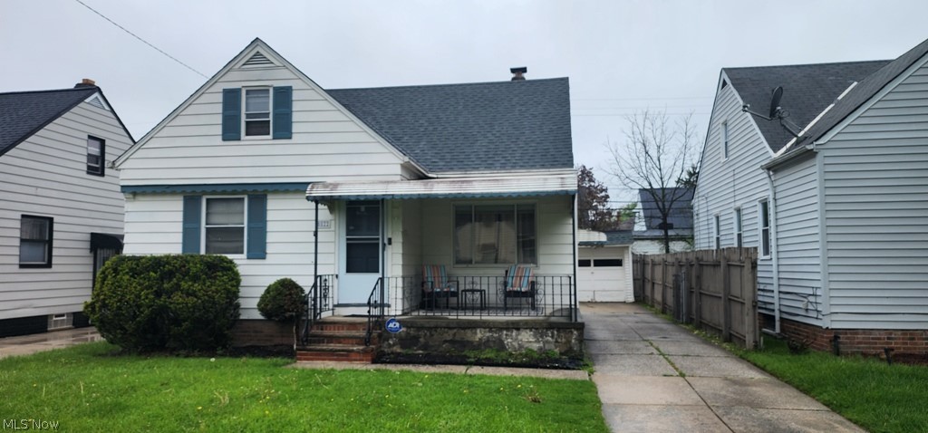 5522 Oakwood Avenue Maple Heights OH 44137