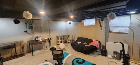 5522 Oakwood Avenue Maple Heights OH 44137