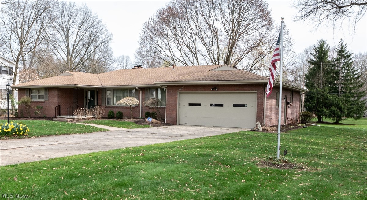 2004 Burning Tree Lane Youngstown OH 44505