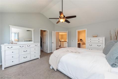 2436 Roxboro Street Avon OH 44011