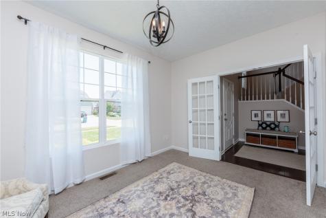 2436 Roxboro Street Avon OH 44011