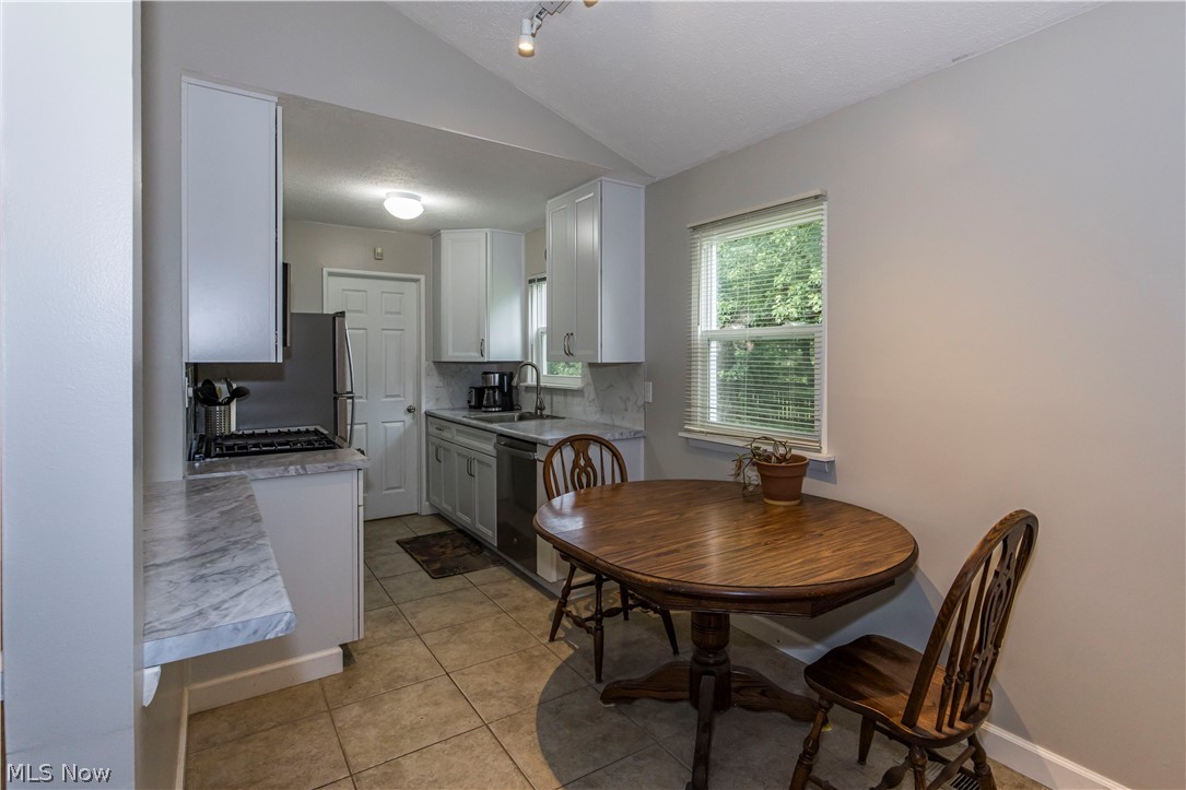 69 N Oakmont Drive Northfield OH 44067