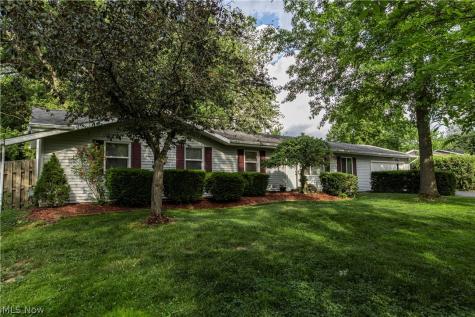69 N Oakmont Drive Northfield OH 44067