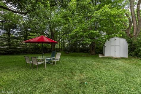 69 N Oakmont Drive Northfield OH 44067
