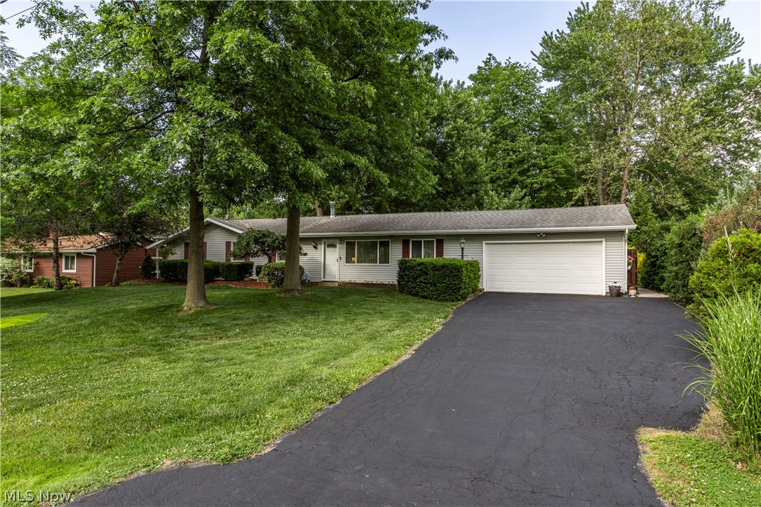 69 N Oakmont Drive Northfield OH 44067