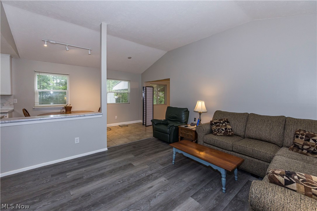 69 N Oakmont Drive Northfield OH 44067