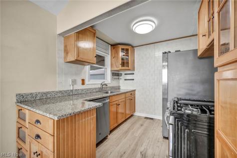 14810 Holland Road Brook Park OH 44142