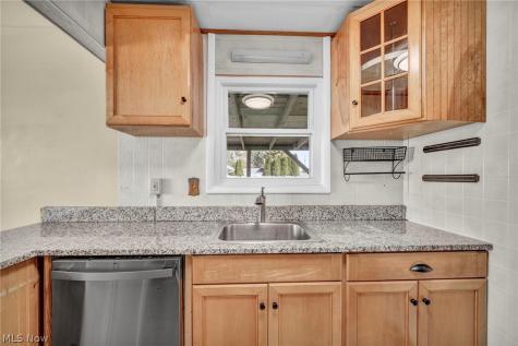 14810 Holland Road Brook Park OH 44142