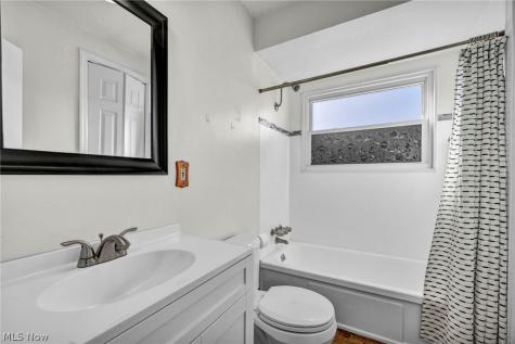 14810 Holland Road Brook Park OH 44142