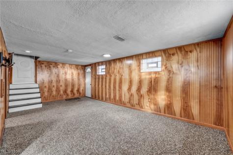 14810 Holland Road Brook Park OH 44142