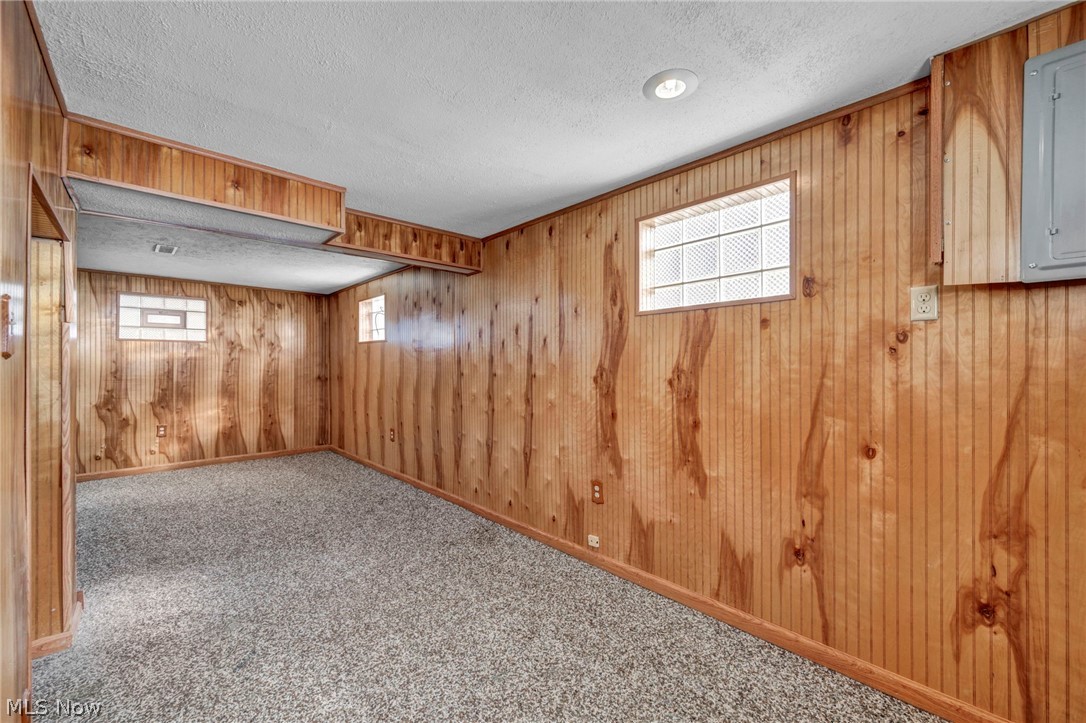 14810 Holland Road Brook Park OH 44142