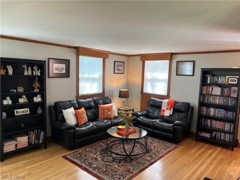 814 Colegate Drive Marietta OH 45750