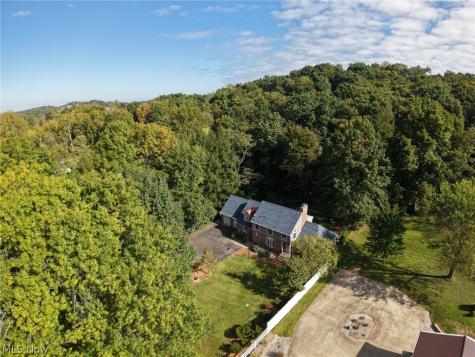 814 Colegate Drive Marietta OH 45750