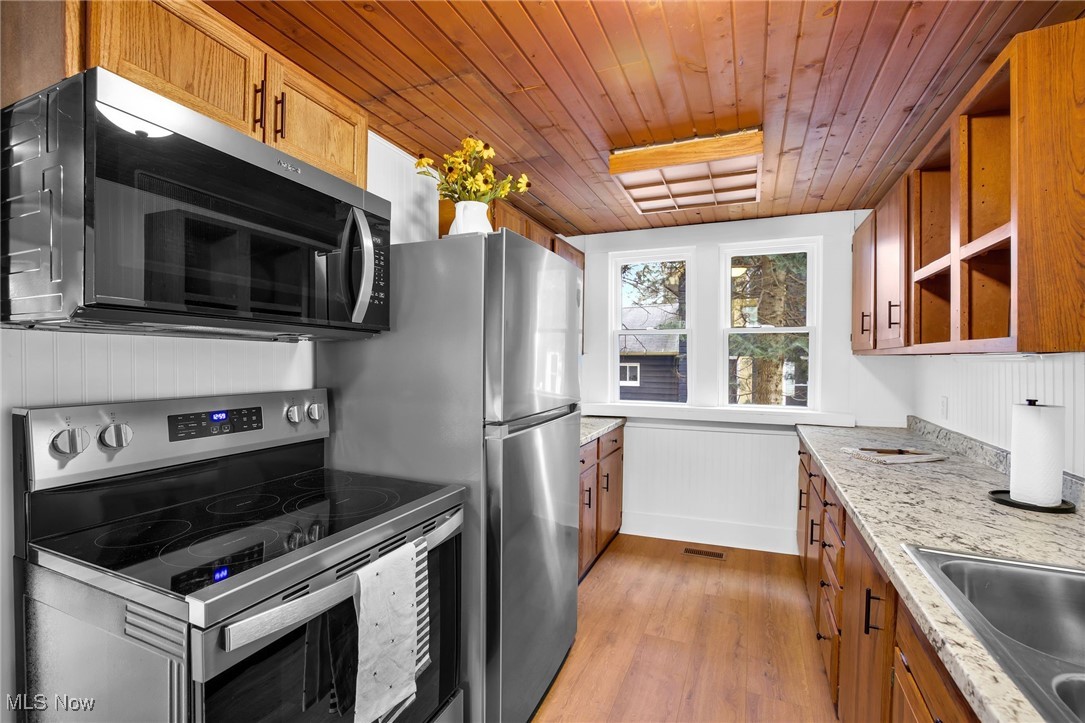 281 High Street Wadsworth OH 44281