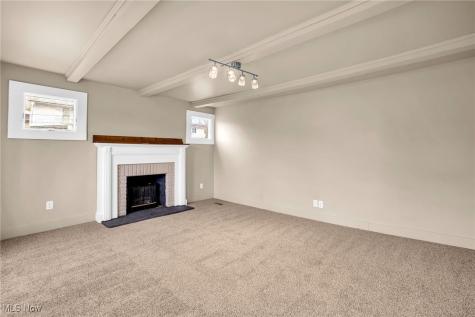 281 High Street Wadsworth OH 44281