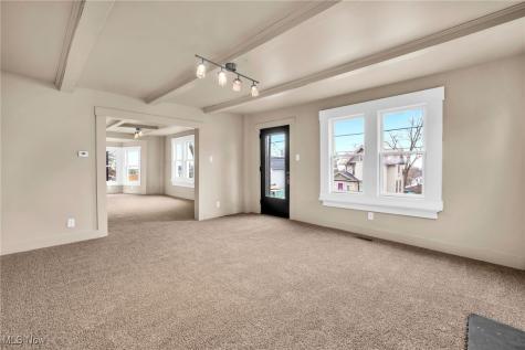 281 High Street Wadsworth OH 44281