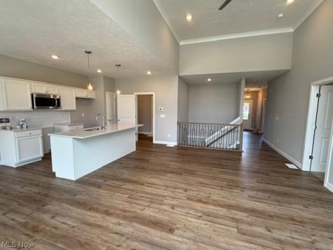 4292 Campus Lane Willoughby OH 44094