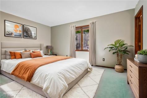 21 W Howe Road Tallmadge OH 44278
