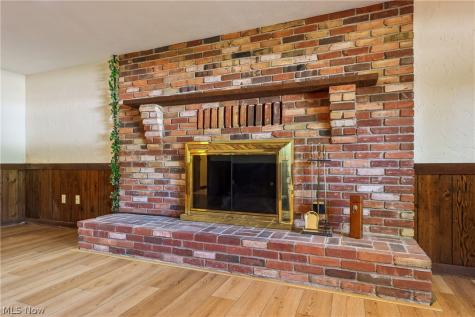 21 W Howe Road Tallmadge OH 44278