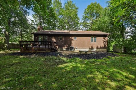 21 W Howe Road Tallmadge OH 44278