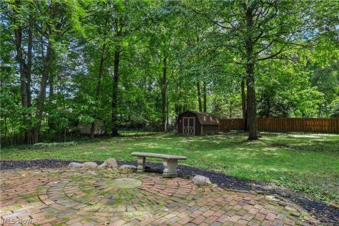21 W Howe Road Tallmadge OH 44278