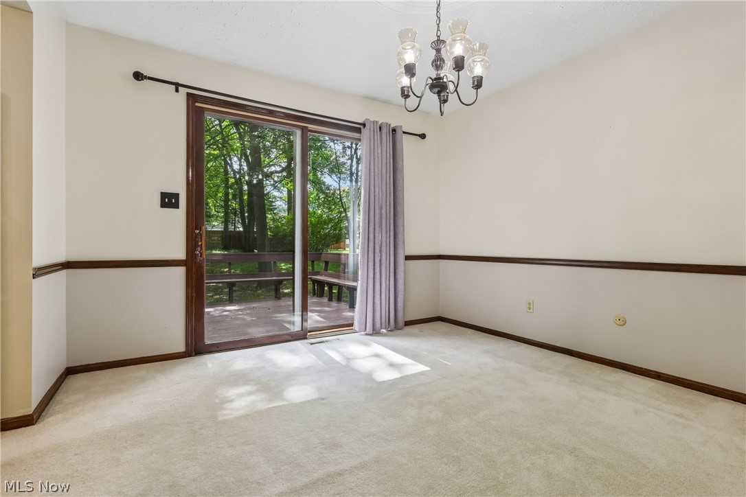 21 W Howe Road Tallmadge OH 44278