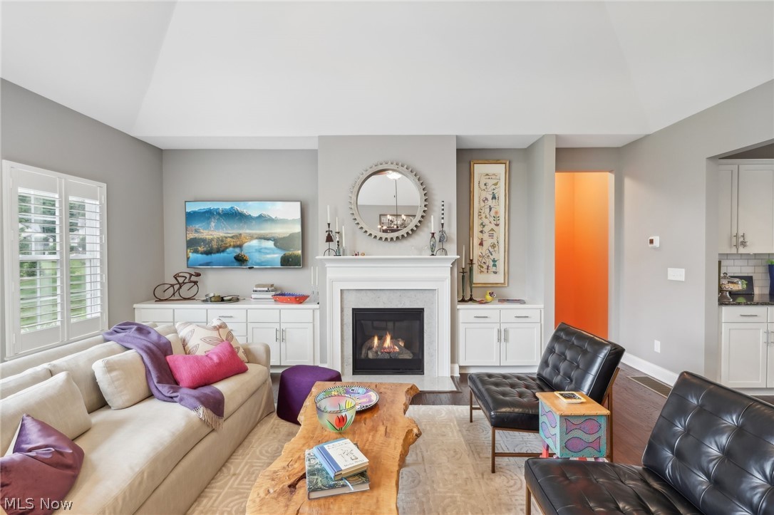 7440 Edwards Landing Chagrin Falls OH 44023