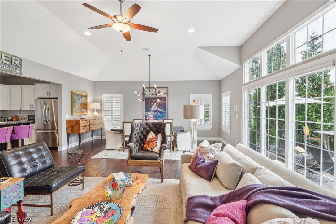 7440 Edwards Landing Chagrin Falls OH 44023