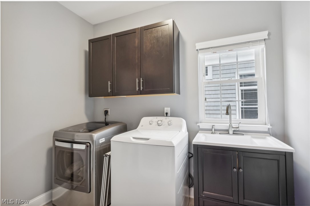 7440 Edwards Landing Chagrin Falls OH 44023