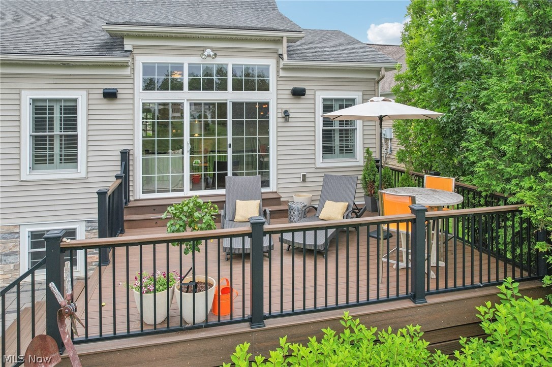 7440 Edwards Landing Chagrin Falls OH 44023