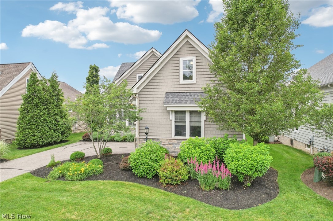 7440 Edwards Landing Chagrin Falls OH 44023