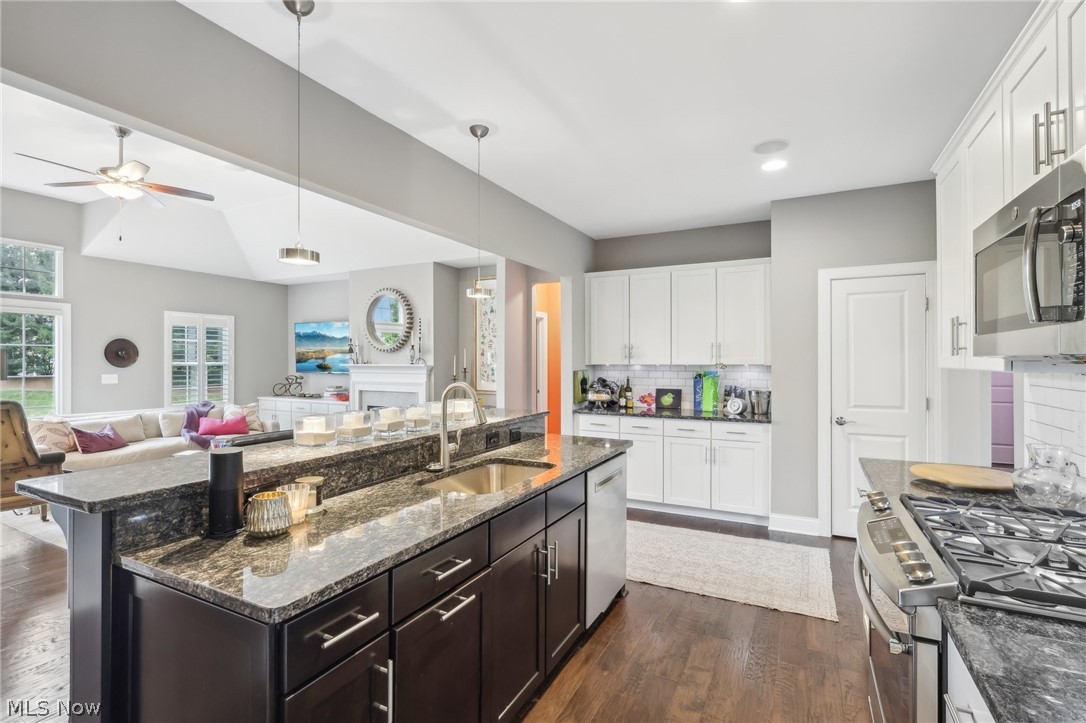 7440 Edwards Landing Chagrin Falls OH 44023