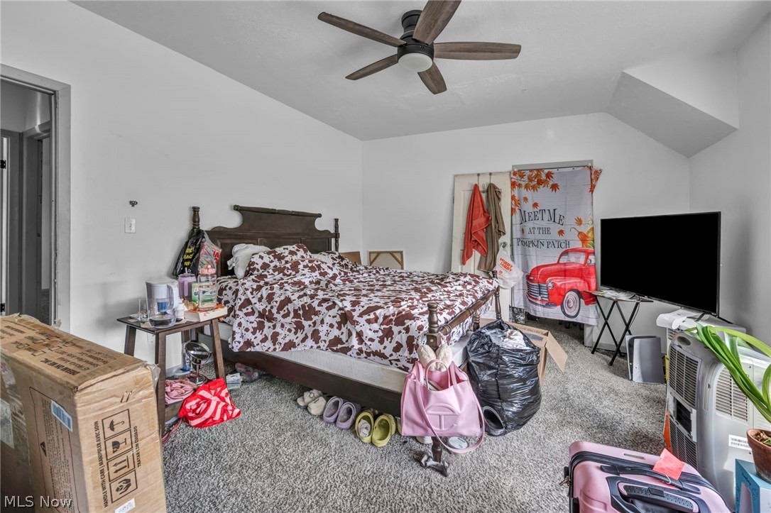 10803 Grantwood Avenue Cleveland OH 44108