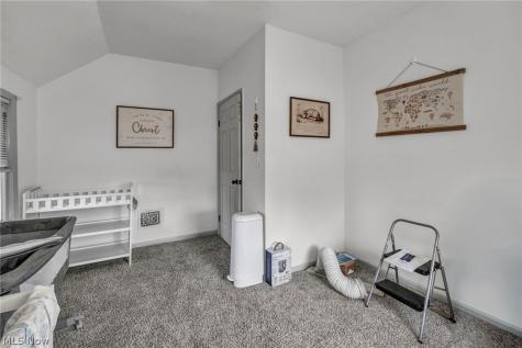 10803 Grantwood Avenue Cleveland OH 44108