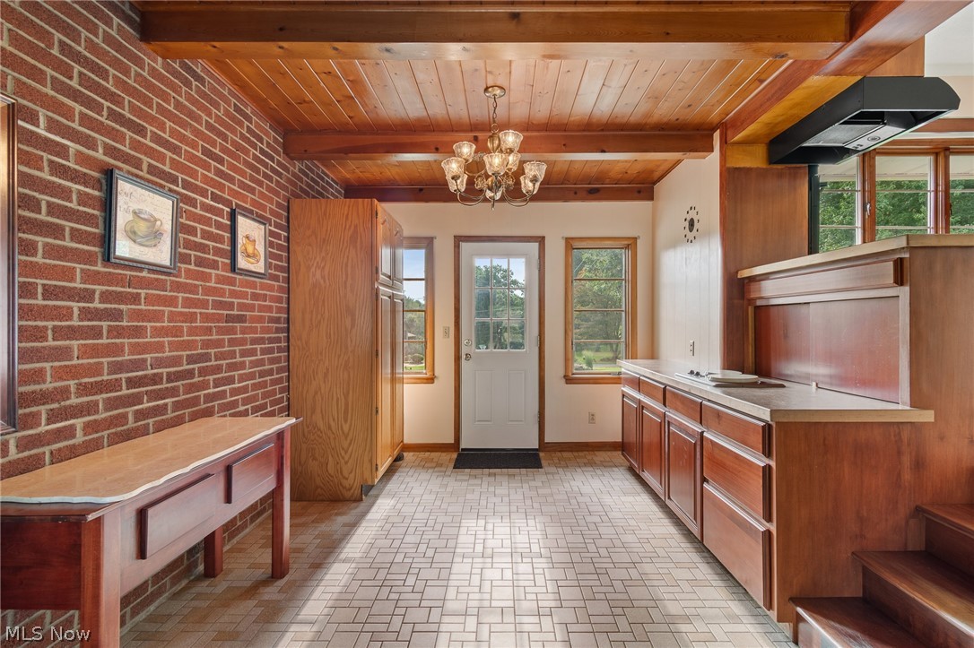 4290 Woodedge Boulevard New Franklin OH 44319
