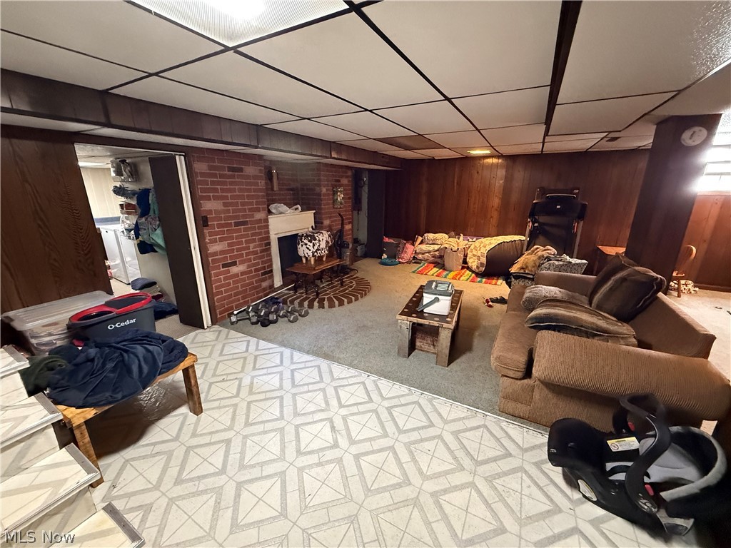 1033 Eastport Avenue Uhrichsville OH 44683