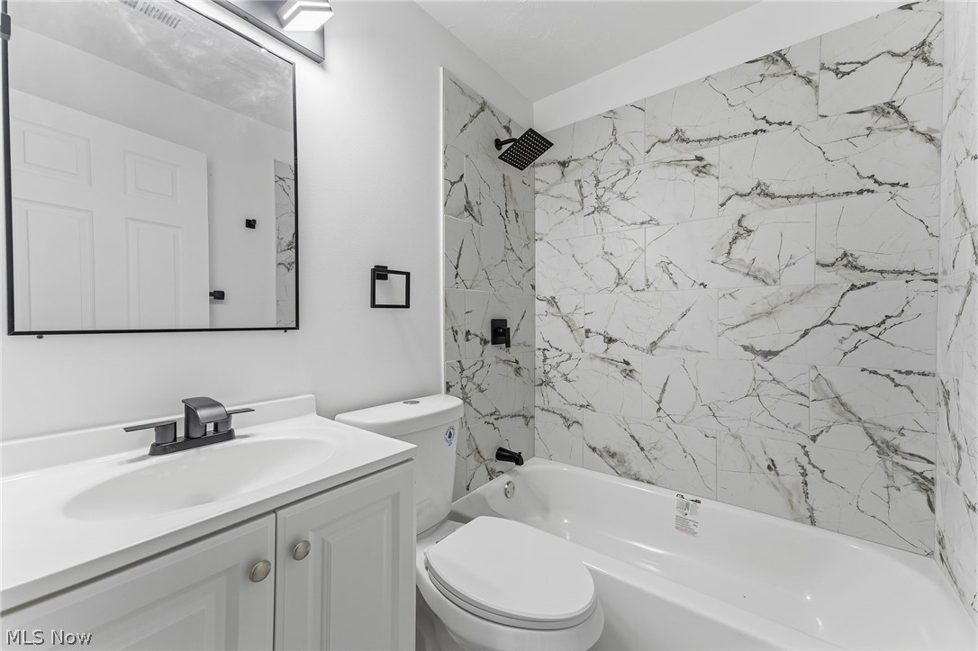3569 W 136th Street Cleveland OH 44111
