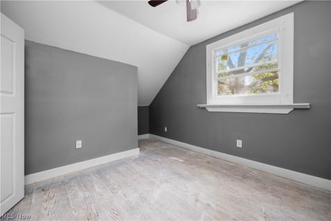 2922 Cory Avenue Akron OH 44314