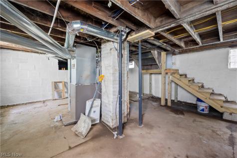 2922 Cory Avenue Akron OH 44314